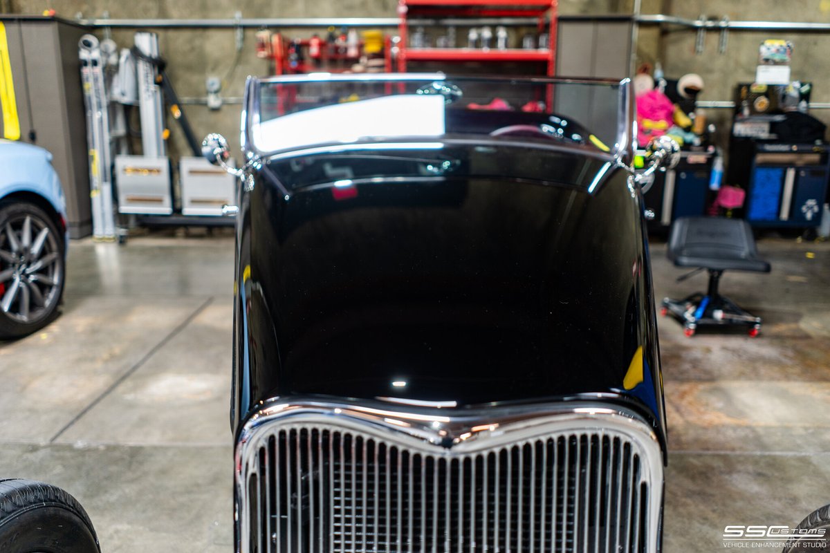 sscamerica's tweet photo. Specs: 1933 #Ford Roadster Full paint correction & ceramic coating
#sscustoms #aftermarketautomotive #SiliconValleyCars #SVCars #TechCars #BayAreaAuto #SVAutomotive #SVTech #AutomotiveTech #InnovativeCars #SVMotors #FutureMobility #CarCultureSV #roadster #1933 https://t.co/z6vnNo2AlT