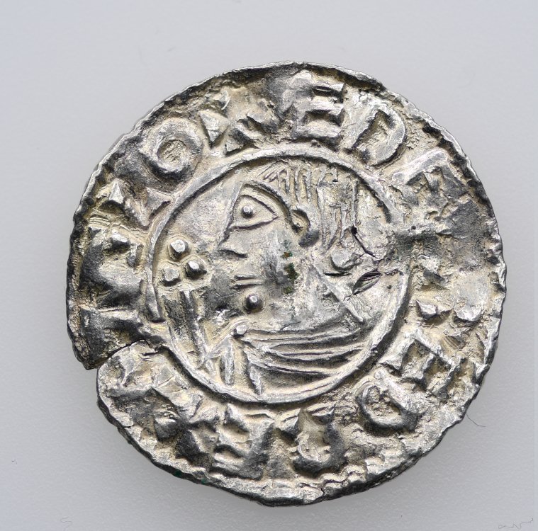 AlfaNumismatics's tweet photo. Tomorrow auction 13 will be finishing with a live auction. Here are some of the interesting coins
To view and bid please follow:
https://t.co/YAwwvcVieL
#auction #Coins #denar #denier #coin #numismatics #medievalcoins #penny #coinauction #numismatica #numismatik #auktion https://t.co/MhTdmbRM4O