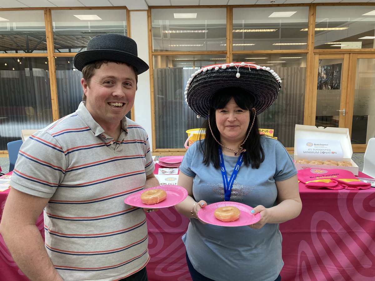 braintumourrsch's tweet photo. With just over a month to go until #WearAHatDay, join in, look super for science, and help research breakthroughs happen 🔬
Why not host a #hattastic event and invite all your family, friends, and neighbours 👒
Sign up today ➡️ https://t.co/A5hT1VTqIt https://t.co/I7CW8P1zZL