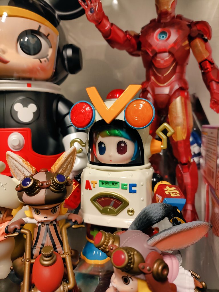 1727yunikino's tweet image. いざ開封！！
はい、げきかわー🙌
これはいい。サイズ感もちょうどいい。なにもかもがいい。
語彙力なくなるやつw

置く場所整理せな。

#POPMART大好き
#HAPICO