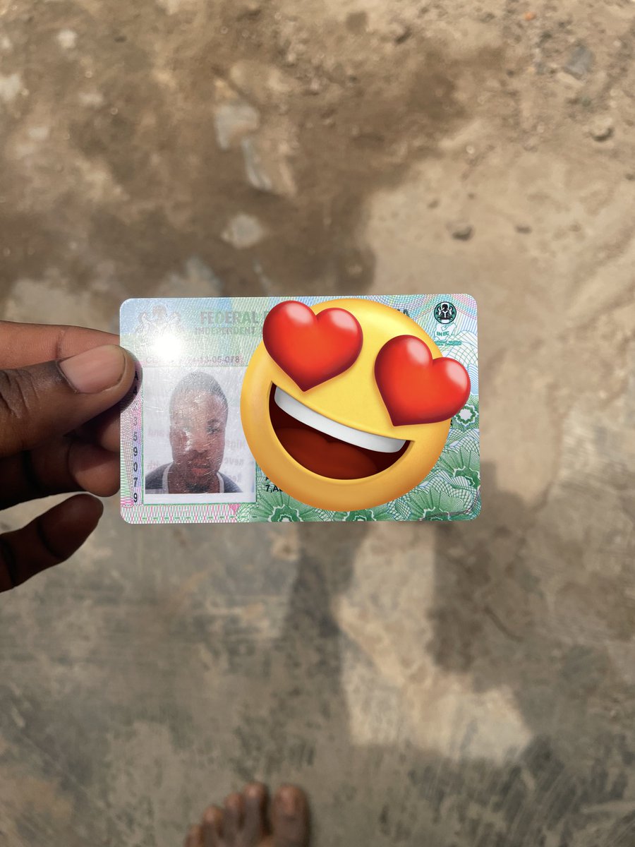 Fardo001's tweet photo. Alhamdullilahi on my first vote.
The journey was not an easy one but I made it to the ballot to vote my conscience. @sowore @aacparty
#NigeriaDecides
#NigeriaElections2023
#SoworeMagashi2023
#takeitback
#WeCantContinueLikeThis
#freedomhascome https://t.co/EL9lCK8Kic