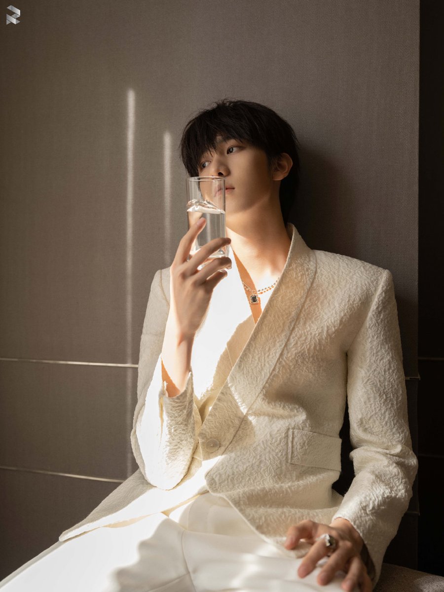 Ryanfans_TH's tweet photo. （2） https://t.co/SPrr8MA3xF
