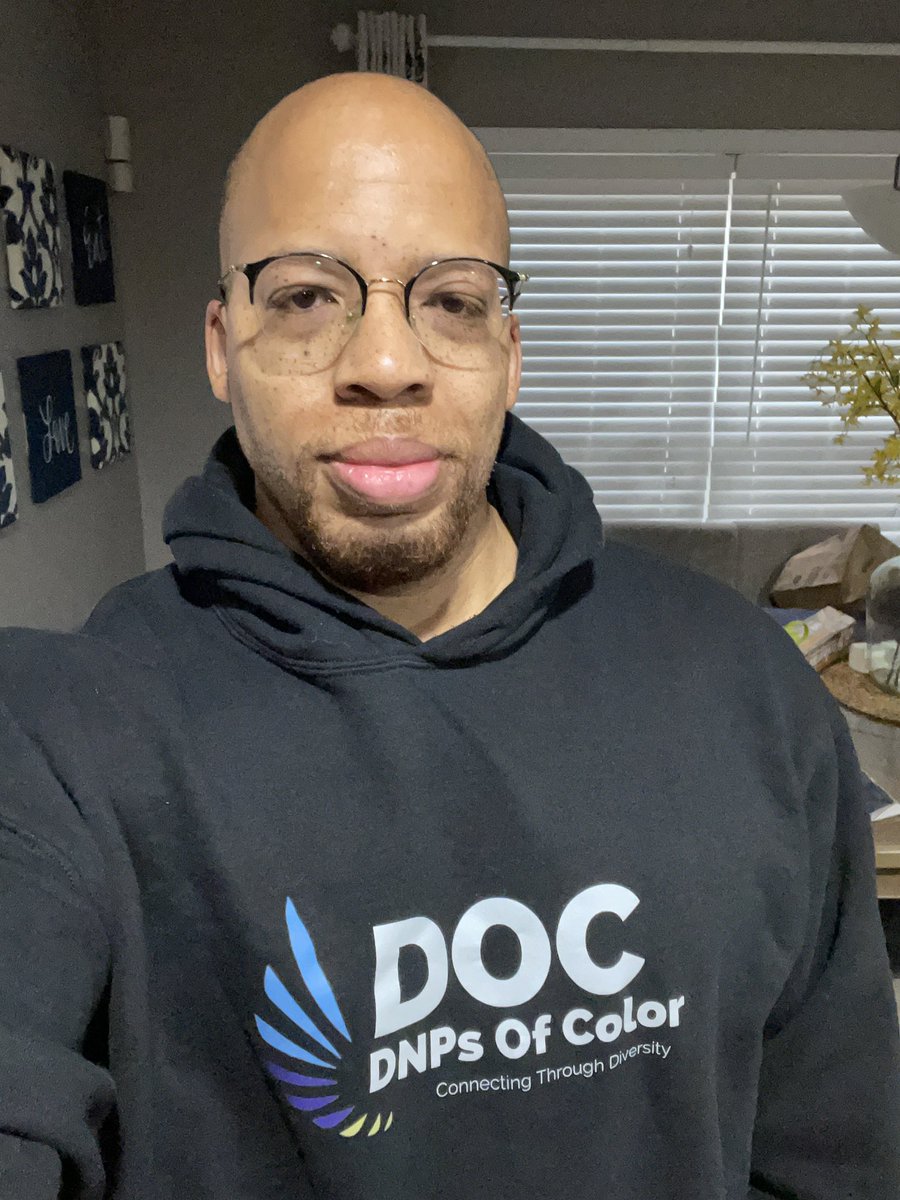 mrreddmann's tweet photo. Up early this morning representing with this hoodie from @DNPsofColor !!!
Happy Saturday y’all!!! ☺️👨🏾⚕️✊🏾
#RepresentationMatters #DrNurse #nurseleader #dnpsofcolor https://t.co/Z8fUGXoHPh