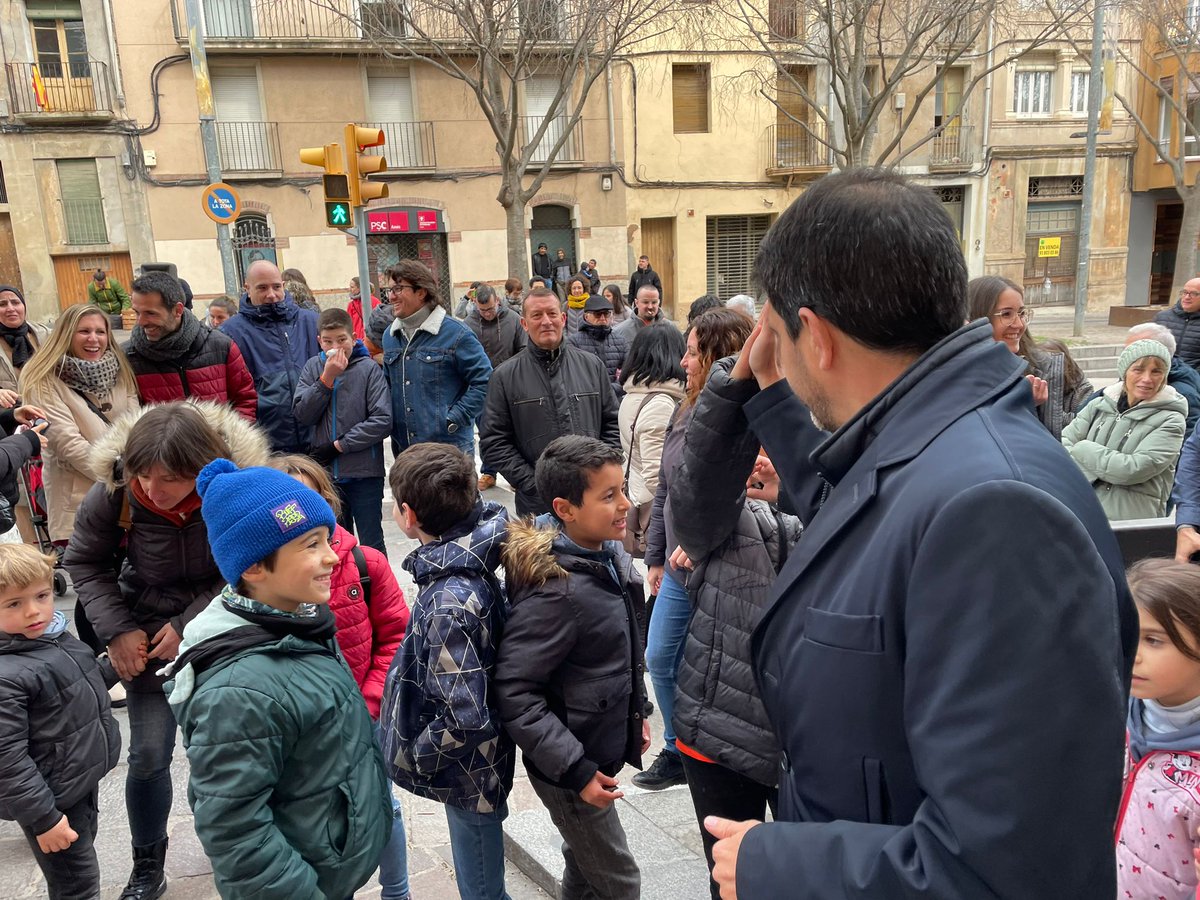 ajigualada's tweet photo. L’escola @MDPIgualada celebra aquest any els seus 150 anys d’història. Avui s’ha fet el primer acte institucional per commemorar aquesta efemèride. https://t.co/kjbM2gM519