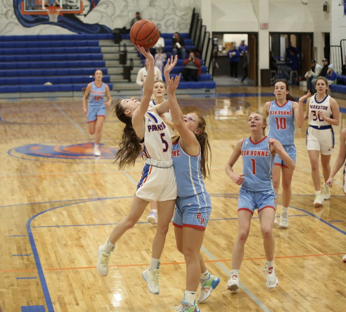 parkston_gbb's tweet photo. 🚨Game Day 🚨the Trojans with host Hanson today at 3:00. Winner earns a trip to the SoDak 16! Let’s pack the armory Trojan fans! #PlayForTay https://t.co/WhiK4SFn2y