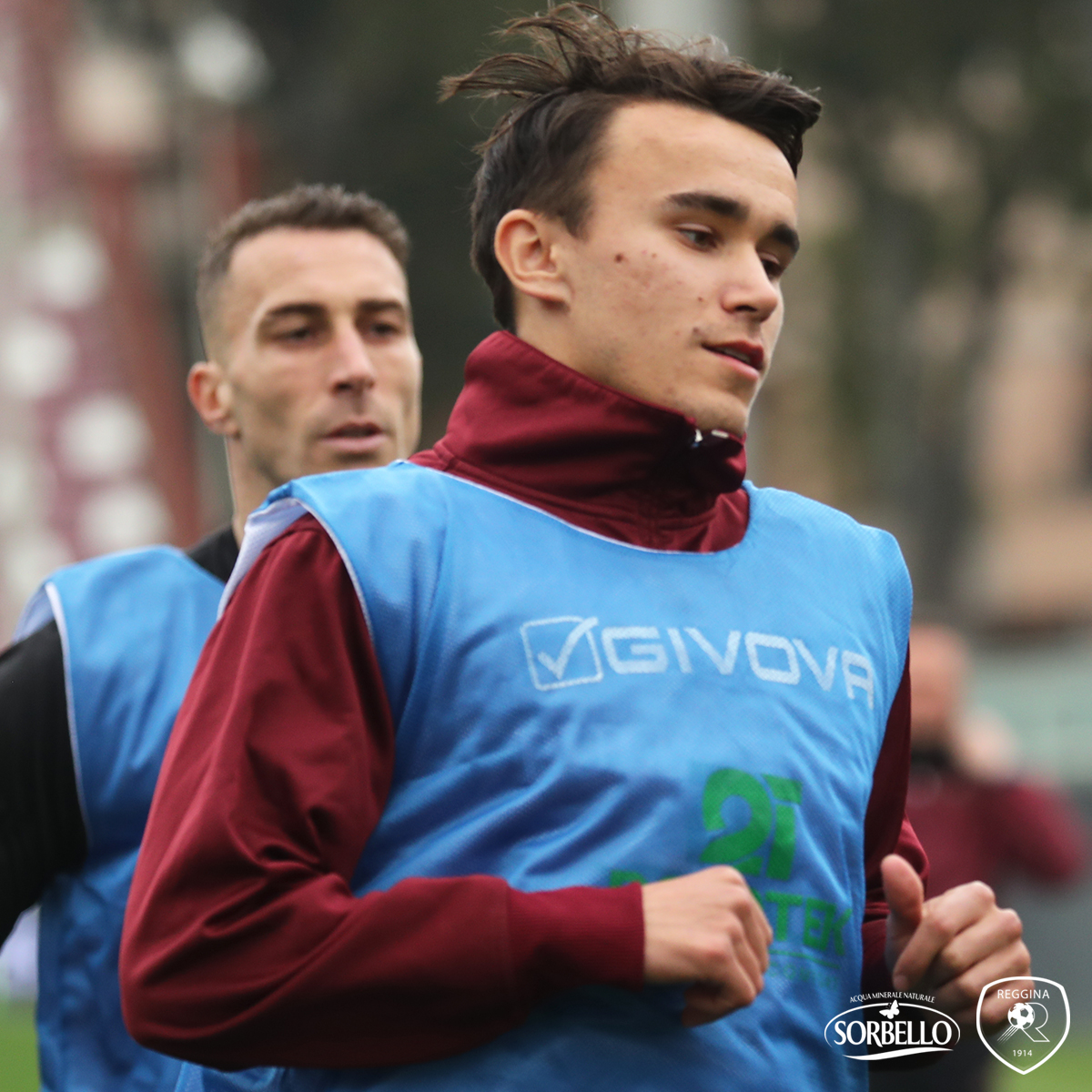 Reggina_1914's tweet photo. 🔥 #RegginaModena | IL RISCALDAMENTO

Gli ultimi dettagli, poi si parte! 👊🏻

#NelCuoreUnaBandiera 🇱🇻 https://t.co/nA7RetHaXZ