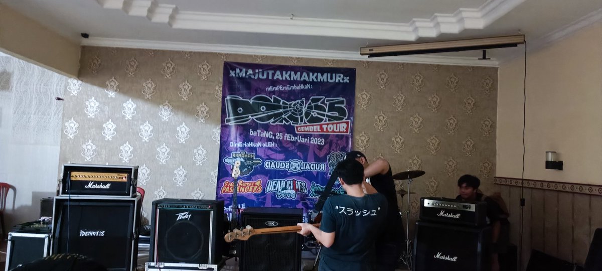 DOM 65 tweet media