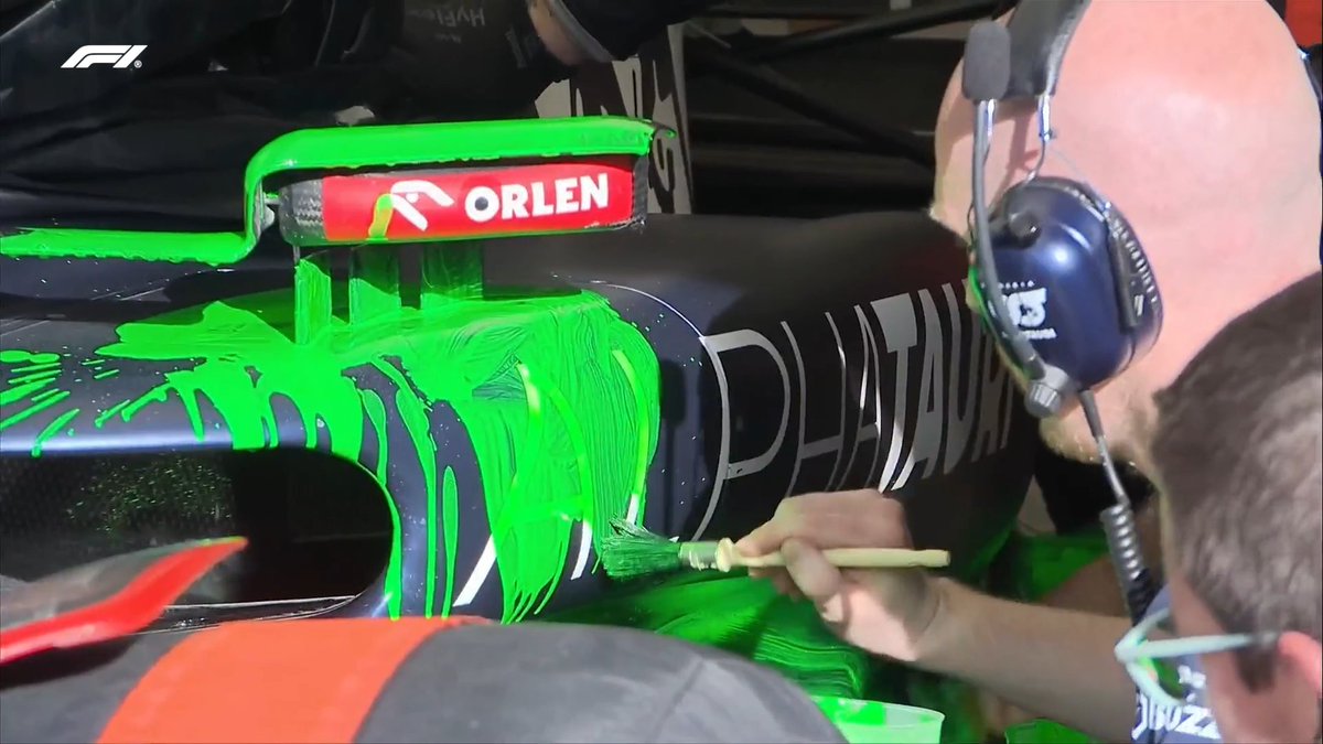 The art 🖼️                           The artist 🧑‍🎨

#F1 #F1Testing