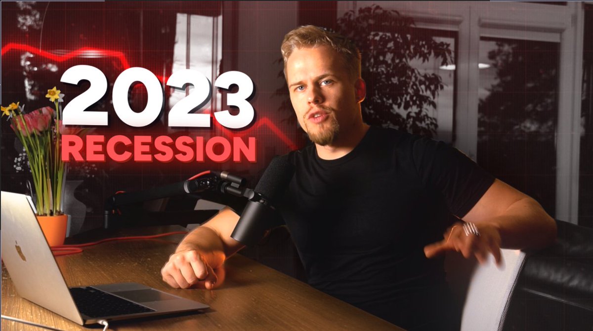 If the first minute of your video is good, the audience is likely to stay for the rest.