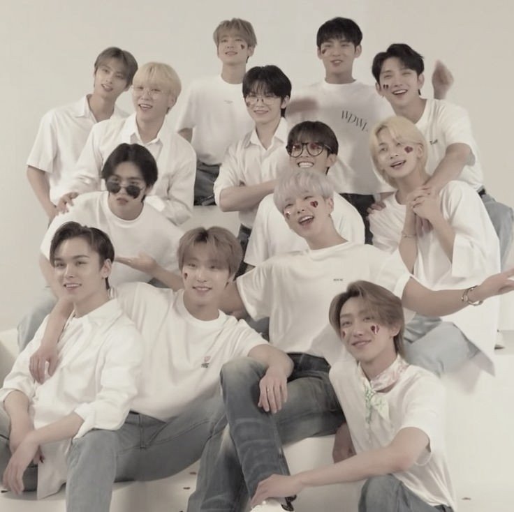 luvernonchwe_'s tweet photo. 나는 너에게 있을곳. 너는 나에게 있을 곳.

I'm the place you can come to
You're the place I can go to

- SEVENTEEN 'Home'

#carat
#SEVENTEEN https://t.co/kimBcrbnpU