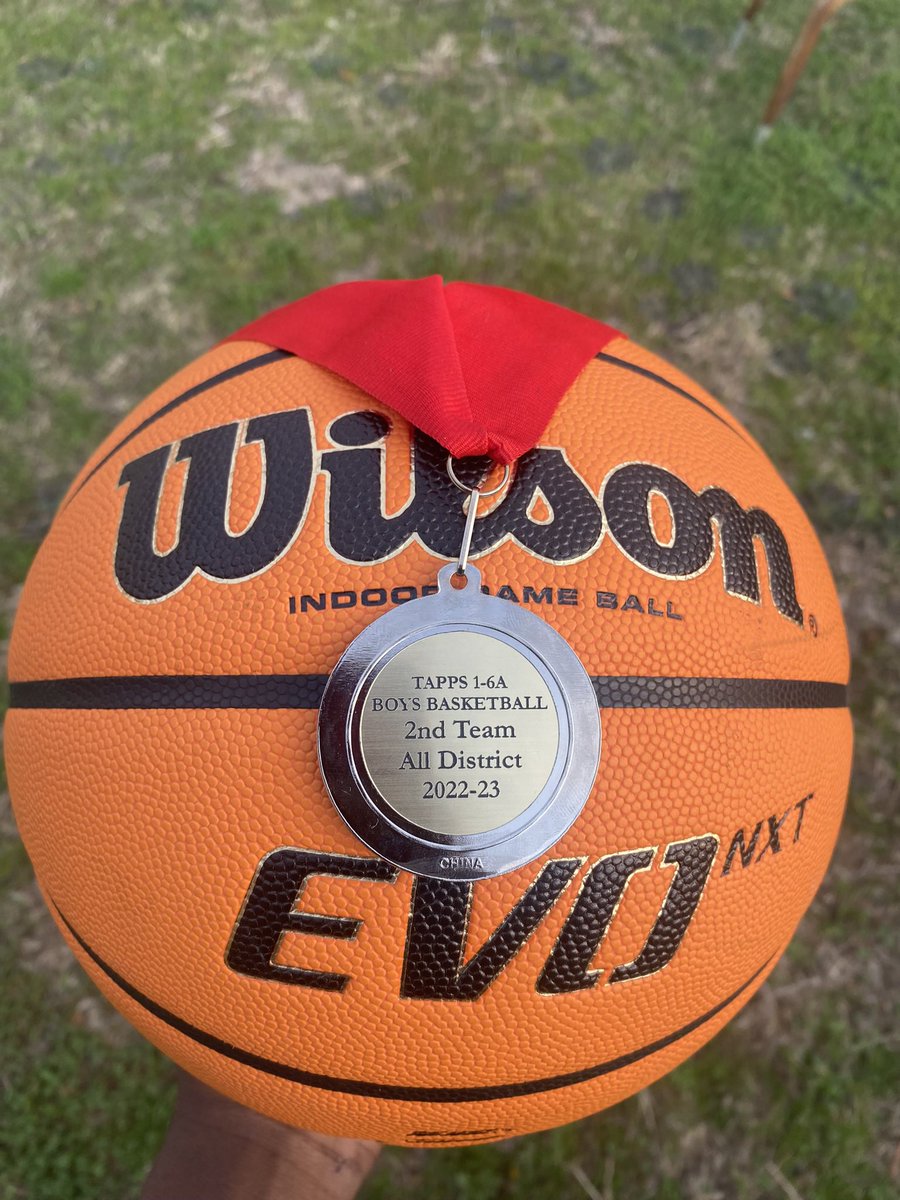 GiomettiNdikaka's tweet photo. Blessed by God to have received the 2nd Team All District Award in 6A TAPPS! Thank You @NCHS_BB for the opportunity. Many more to come! https://t.co/4uvxTnqUKI