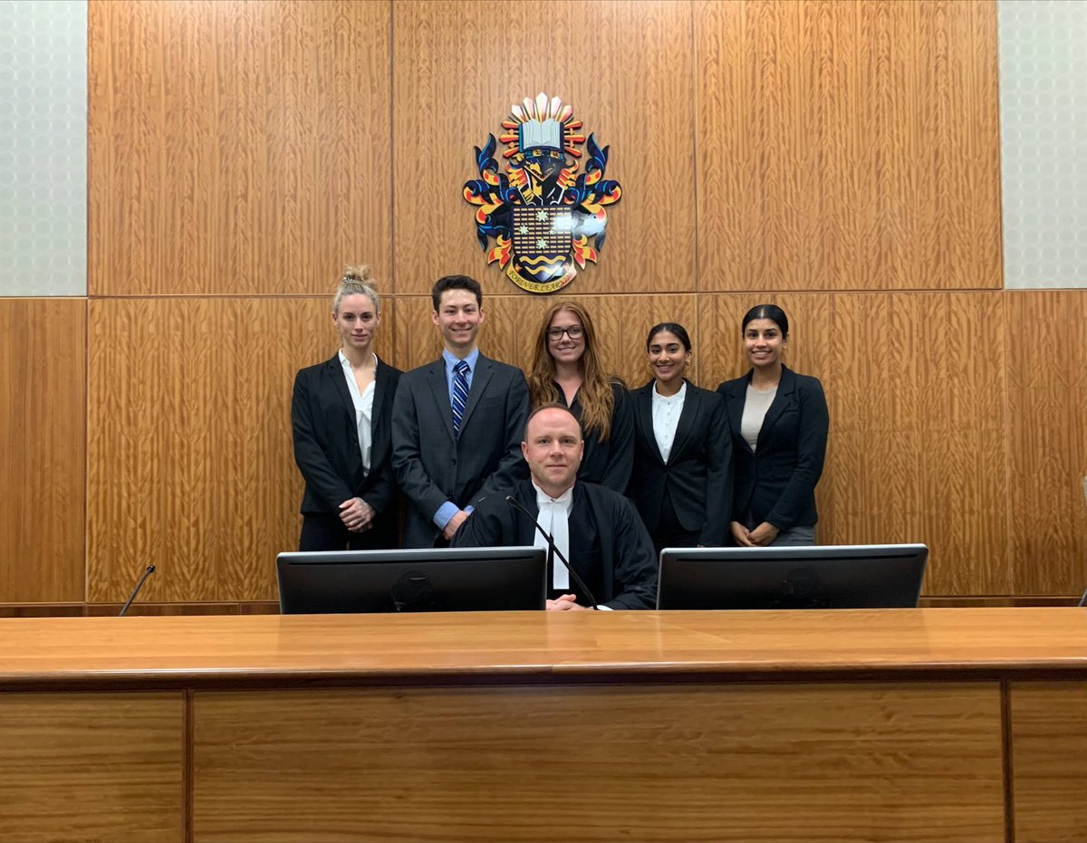 MerchantJW's tweet photo. Stepping in to assist with the mooting crew @BondUniversity a few weeks back they are a very talented team in Canada at the moment. I wish I had their skills in University ... these students make it look easy. Go get them team! #wilsonmoot https://t.co/qZBP2GmZWF