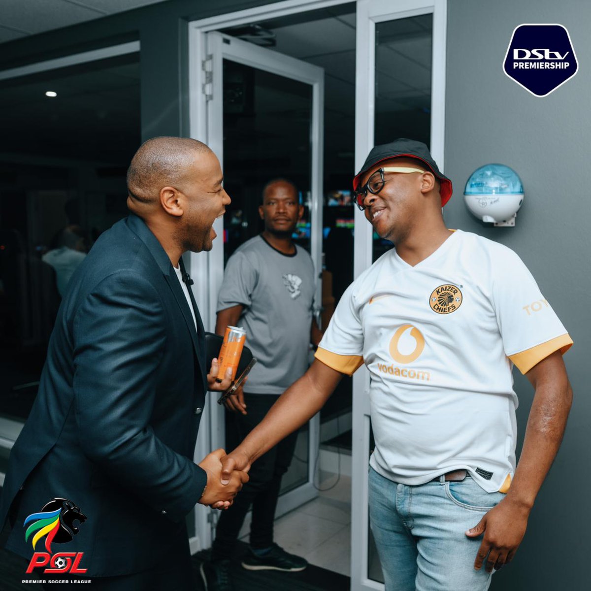 DStv's tweet photo. The day has finally arrived. Our #MyPerfectMatchDayExperience winners both get a front-row seats to the #SowetoDerby with some 5-star treatment throughout the day ✌️☠️ #DStvPrem https://t.co/iZAolFk17C