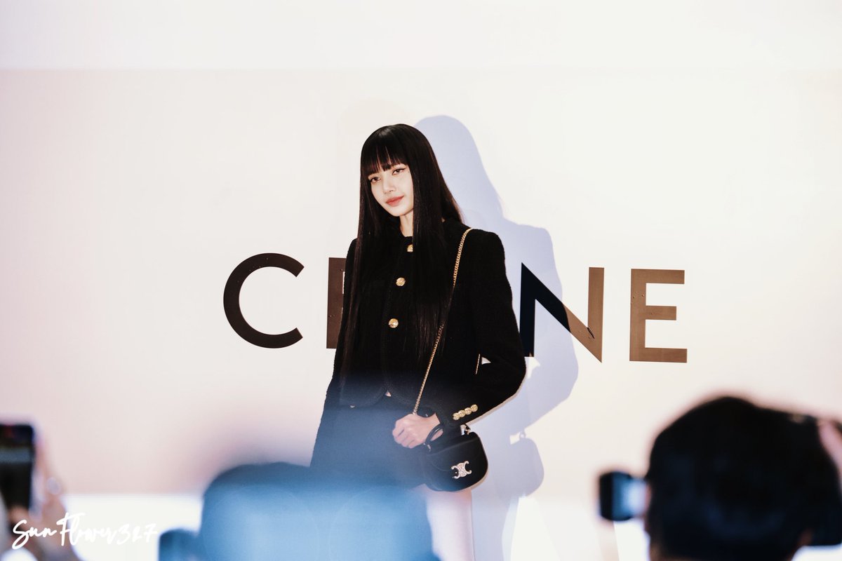 230224 CELINE HQ 

🫧💎

#LISA  #리사 #블랙핑크 #BLACKPINK #LISAxCeline #CELINE