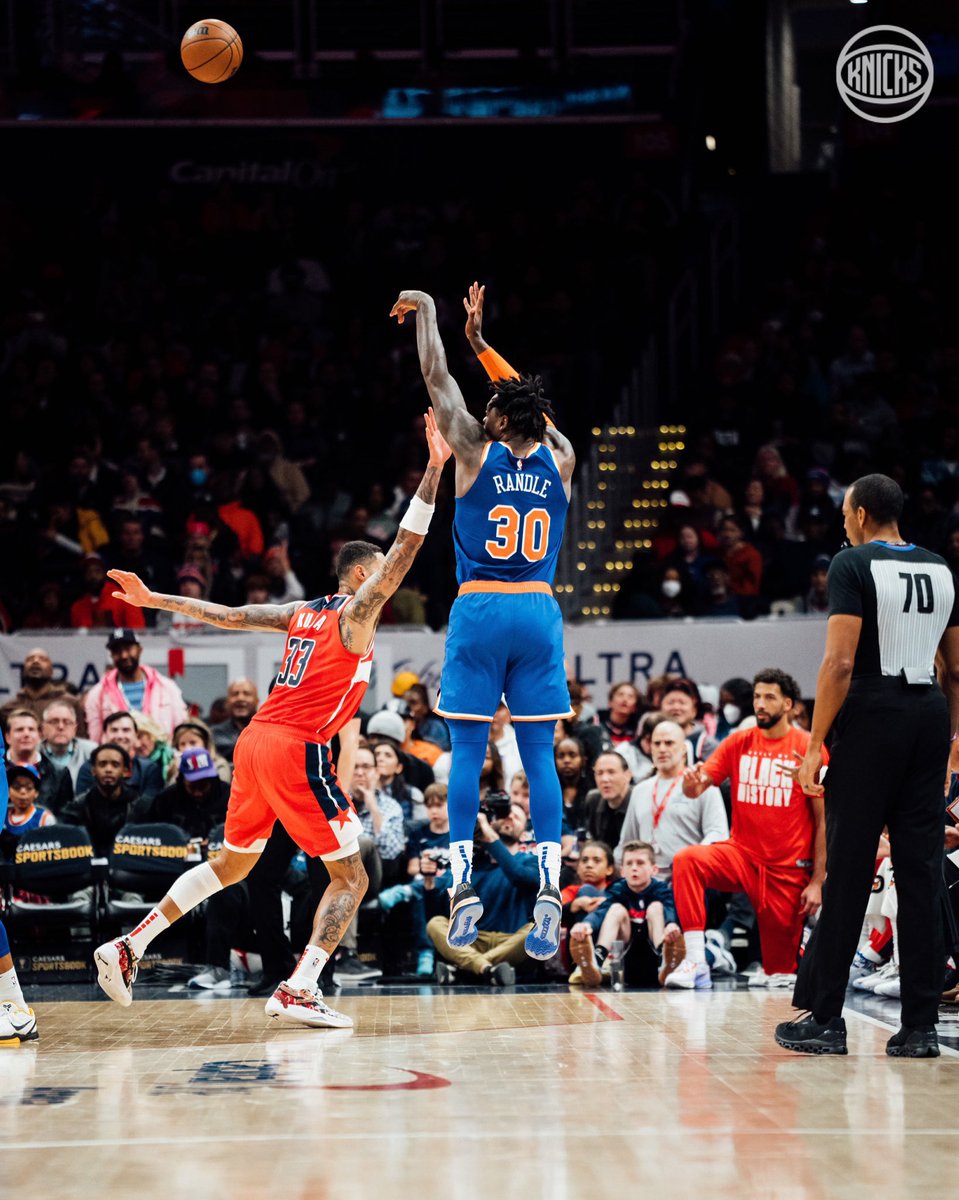 It’s a Kentucky thing …

Randle - 46 PTS, 7 3PT, 2 STL
Monk - 45 PTS, 6 AST
Fox - 42 PTS, 12 AST, 5 REB

#LaFamilia