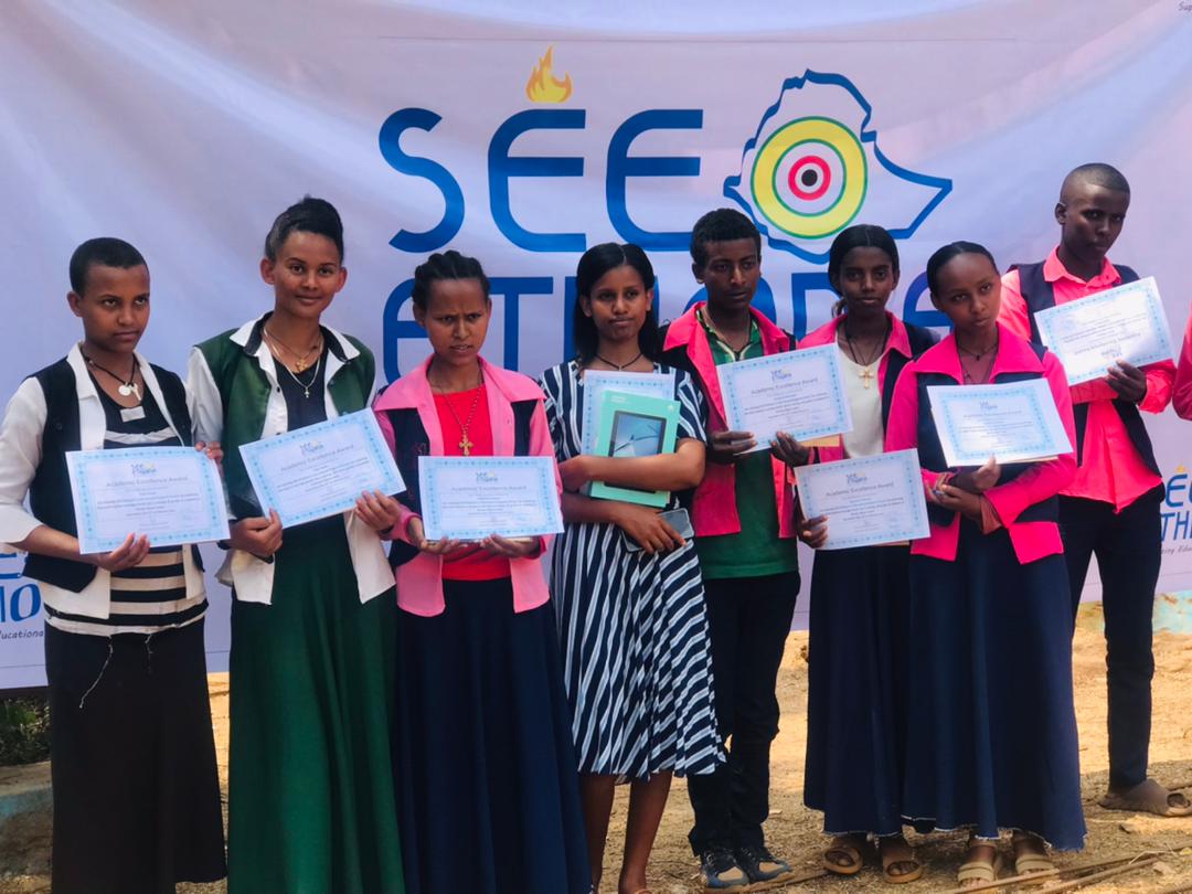 YeshigetaG's tweet photo. SEE-Ethiopia has conducted its first academic excellence award ceremony for top performing highschool students

Award included one male &amp; female top scorers joining universities, each earning special prizes from members of SEE Ethiopia
Join us in supporting students
#SEE_Ethiopia https://t.co/O4SMZB7ANs