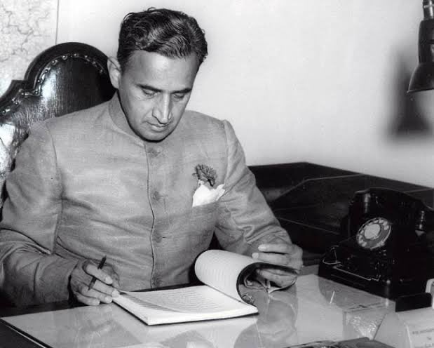 First came the Portuguese who held it for almost a century before giving it away to the British in d...