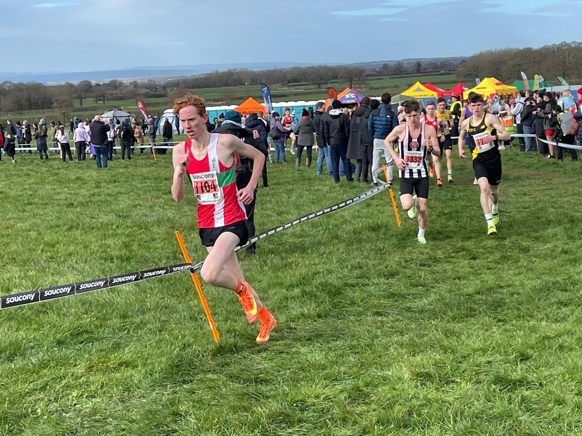 AthleticsWeekly's tweet photo. Traffic jams into the venue at Bolesworth Castle means a number of athletes are in danger of missing their English National XC race. #NationalXC https://t.co/uu0eMA6mpg