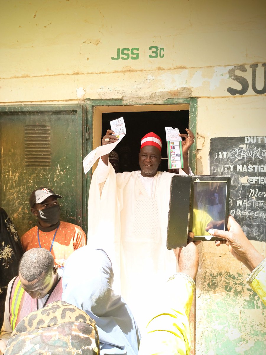 MAminuIbrahim's tweet photo. I exercised my civic right as a voter at Marakawa 008 polling unit in Ringim Ward this afternoon. I urge the good people of Jigawa State to also do the same and pray.

Aminu Ibrahim Ringim https://t.co/CDxr87uvHh