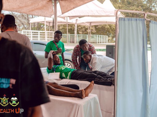 knust_src's tweet photo. The SRC’s #HealthUp Blood Donation and Health Screening exercise saw students getting free health checkups from healthcare professionals.
A big thank you to all volunteers and sponsors who made last weekend’s event a success📌 https://t.co/yHPQjuTEP8