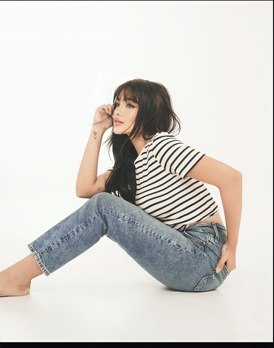gemleechan's tweet photo. Ganda mo bb π
#HMdenim
#AndreaBrillantes || @hmphilippines https://t.co/aTHN0DHEtA https://t.co/SgBde3q6Vk