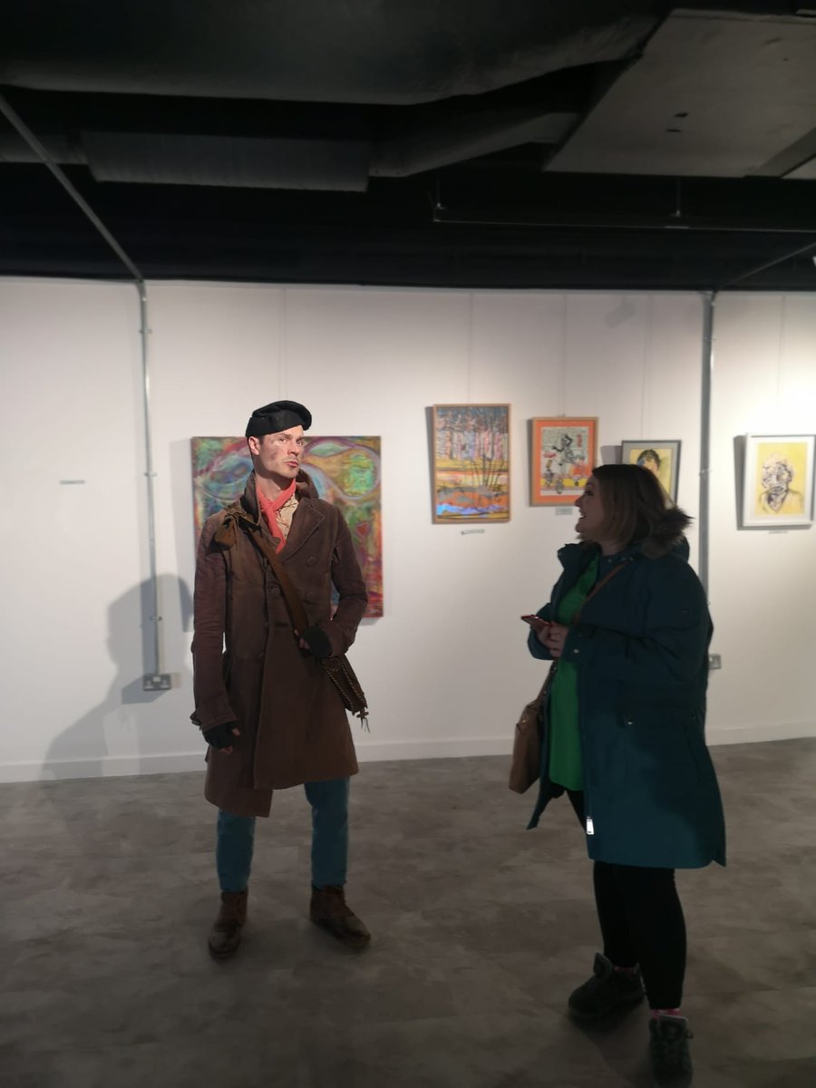 DepConUK's tweet image. This man also being spotted in various locations around #Gravesend today – who is he and where is he from?