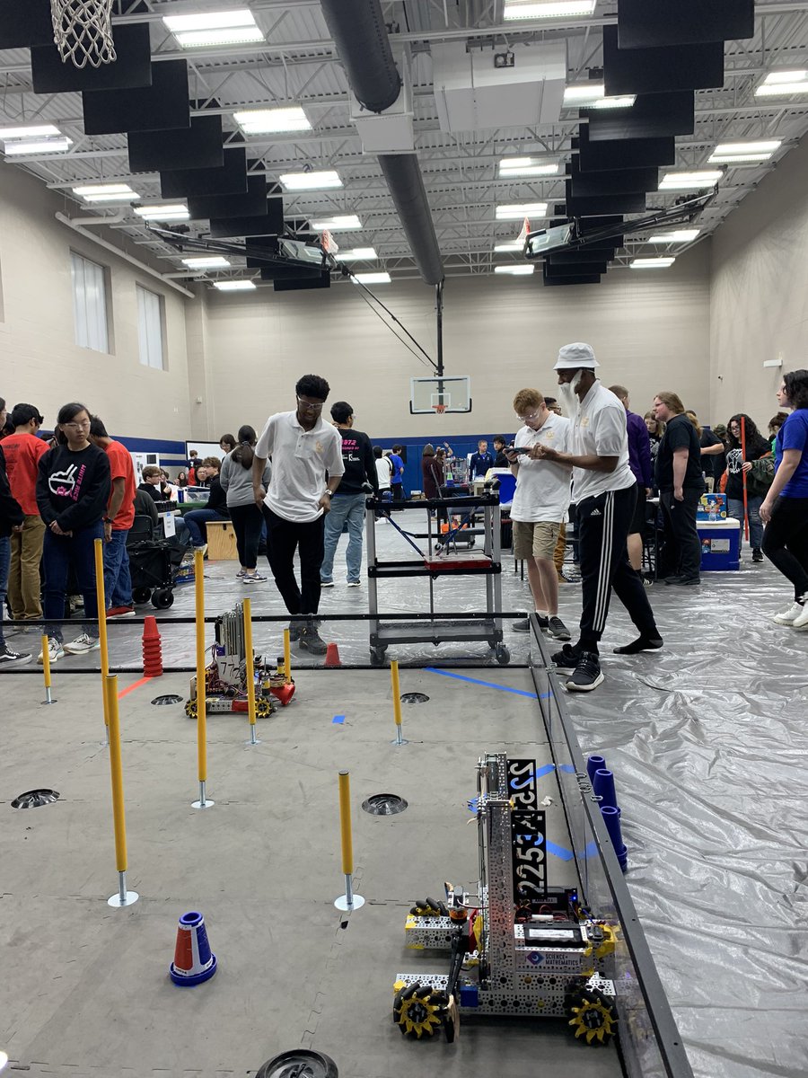 RoboticsDreher's tweet image. We are ready for the FIRST SC FTC State Championships today at @DreherHigh.  Opening ceremonies start at 9:30.