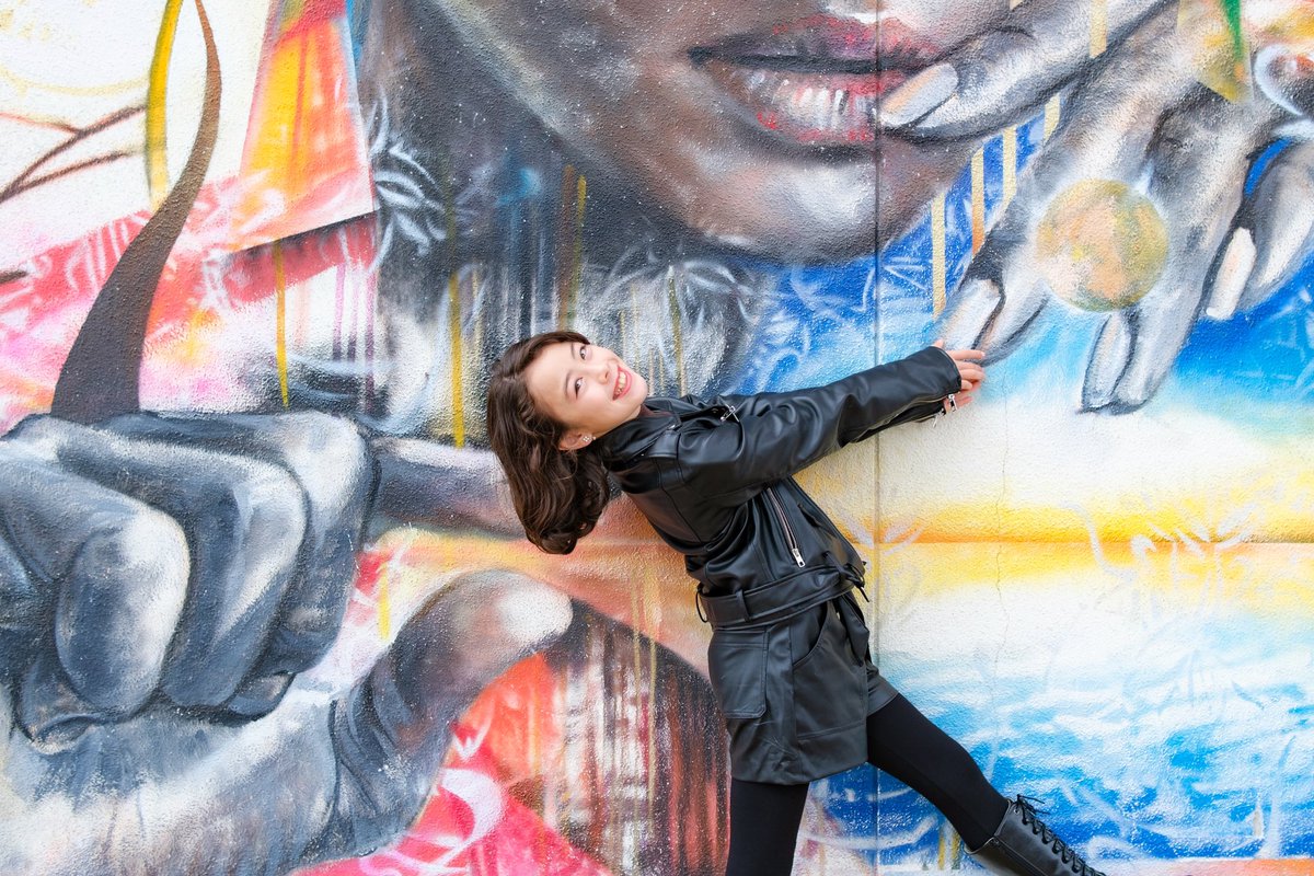 2525arisa2's tweet image. @ryu_cosportrait さんに教えて頂いた壁画でこのはしゃぎ様！さっきまでのクールな人は一瞬でお笑いに変身😆
また行きたいな〜
#KOBE #ロケーション撮影 #mixmodel