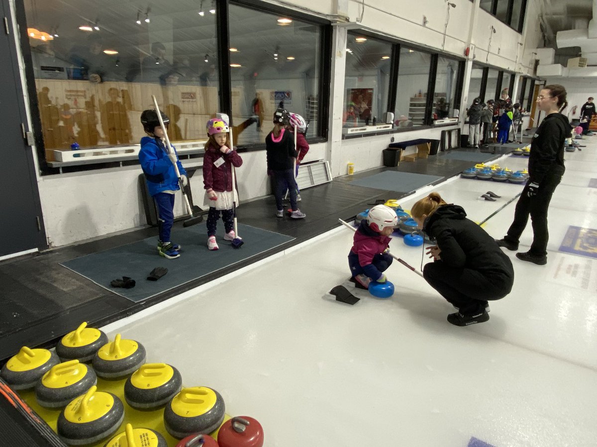 Happy Curling Day in Canada from the Little Rock’s program at the @SJCCRemaxCentre 
#CurlingDayInCanada #curling