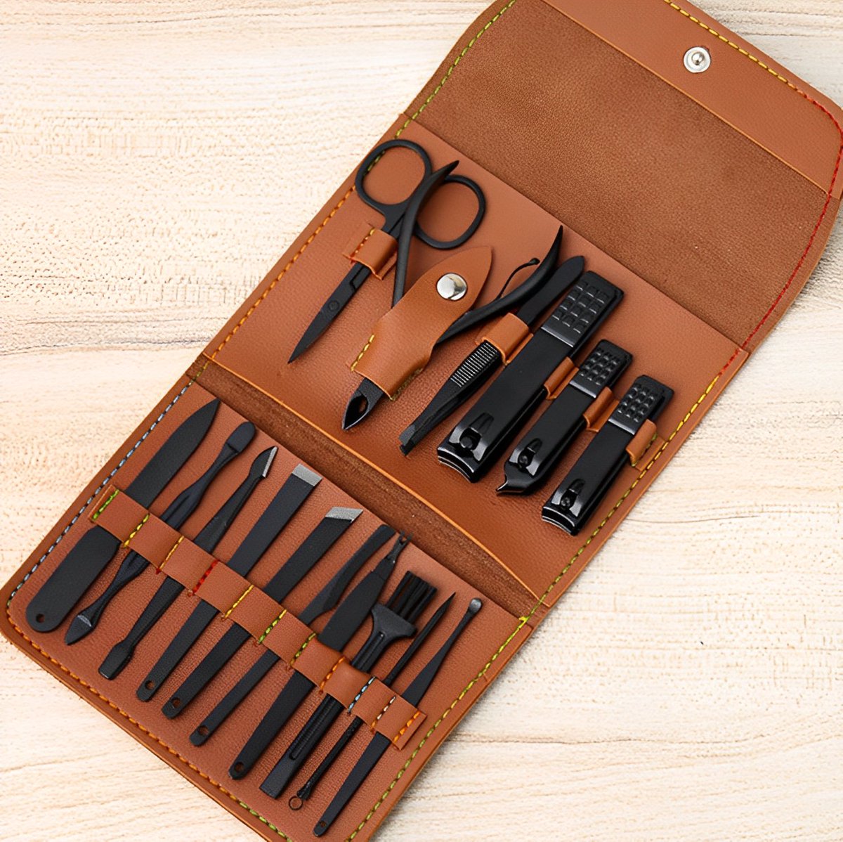 PalacePremium's tweet image. Keep your nails looking sharp with our 12-piece titanium grooming kit! Perfect for women, men, girls, and boys. 💅💪 #nailcare #groomingkit #titanium #manicure #pedicure #selfcare #beauty #healthynails
#homebeauty #travel #nailsoftwitter
 Get yours here!; 
palacepremium.com/products/palac…