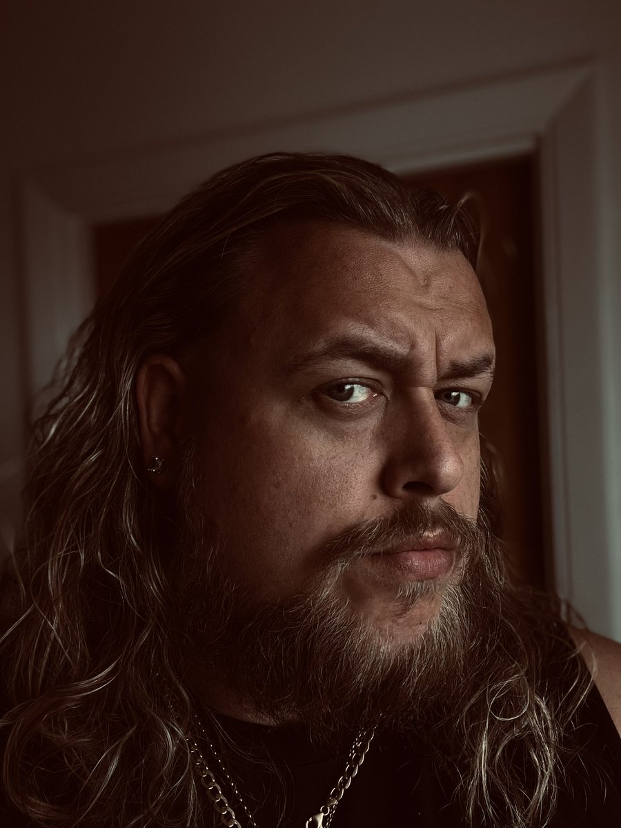 ImDemoniic's tweet photo. @NetflixValhalla do I stand a chance to appear in the series 👀😂 no seriously.. can we get this retweeted!? https://t.co/gAlJG3TdVC