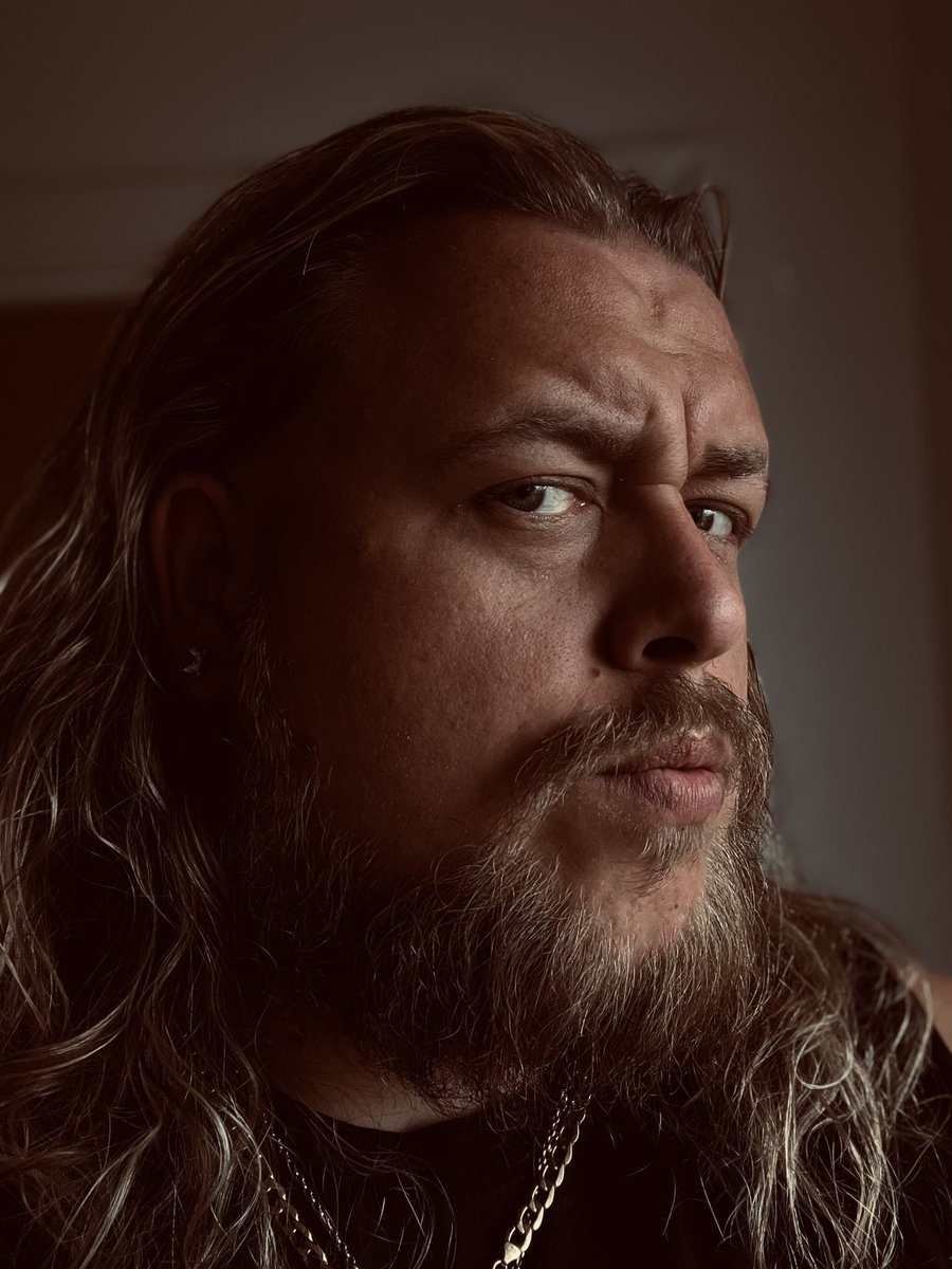 ImDemoniic's tweet photo. @NetflixValhalla do I stand a chance to appear in the series 👀😂 no seriously.. can we get this retweeted!? https://t.co/gAlJG3TdVC
