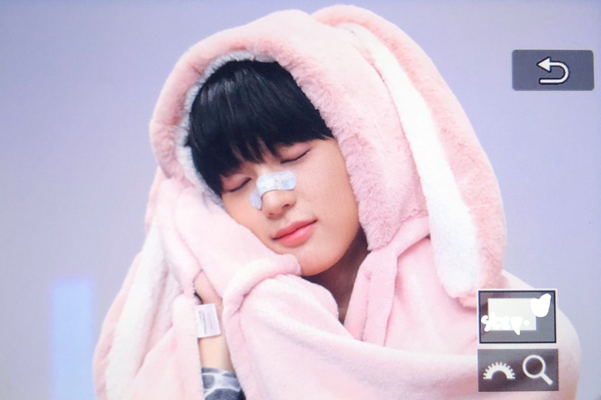 step11eunhwi's tweet photo. 230225 사웨 대면팬싸

#TNX #티엔엑스 #Hwi #은휘 https://t.co/RD0BolGoCn