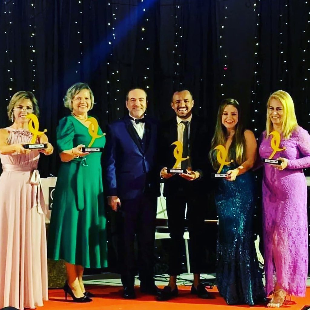williamsanttos's tweet photo. Bom dia! Já já ás 11h é amanhã domingo às 7h30 tem @programatopslz na sua @tvbandma canal 15 com a retrospectiva das premiações que recebemos em São Paulo com @empresariasdabeleza_cia e em Arco Verde - PE com @adilsonmendes_am https://t.co/vOgCwBQkHp