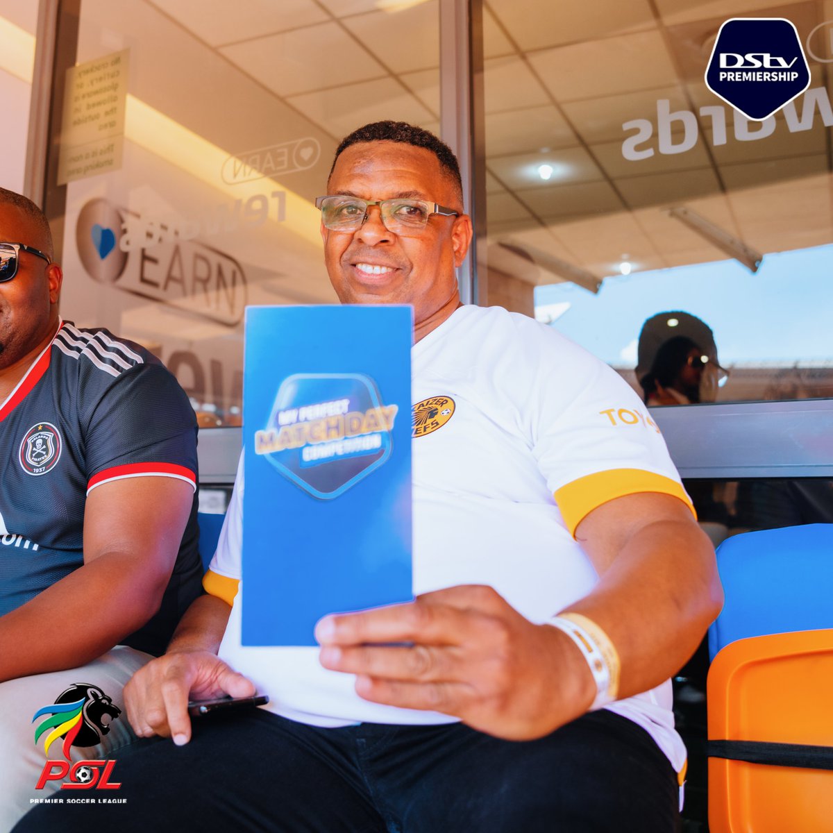 BabizeBonke_ZA's tweet photo. Stadium status! 💫
Eugene, his friends and Lunga have touched down at @FNBStadium for the #MyPerfectMatchDayExperience stadium experience🏟⚽️
Let's hear their #SowetoDerby predictions? https://t.co/gsZifdkY8G