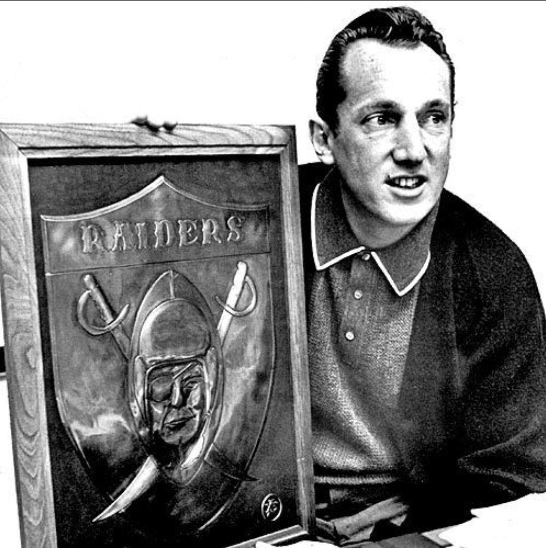 oscarrobinsons's tweet image. Happy Saturday of #AlDavis @Raiders @denniss9117 @blitzchk @MicahelMartinez @KSJM_12_72 @Angelrdz66  @esgardopinedo1 @SilverNBlackJWB @MrMiles02569390 @Karlton41833749 @Wehrl @blackfoxprodho1 @RaiderStoney @Tmraider @raidersl8ergirl @calamaris21