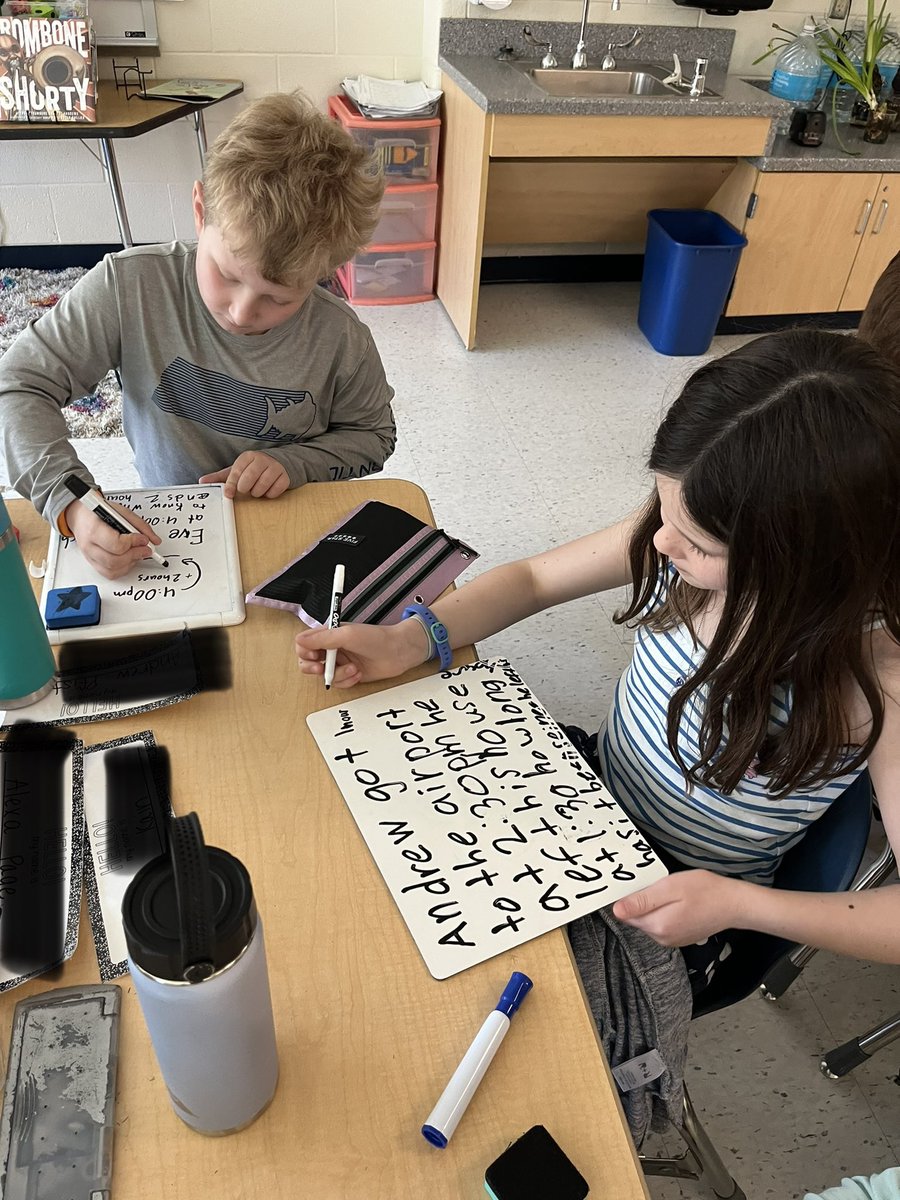 MsLenowicz3rd's tweet image. A few highlights from the week- starting our soil unit, creating and solving elapsed time problems, and our favorite way to start each day with the @nytimes spelling bee!