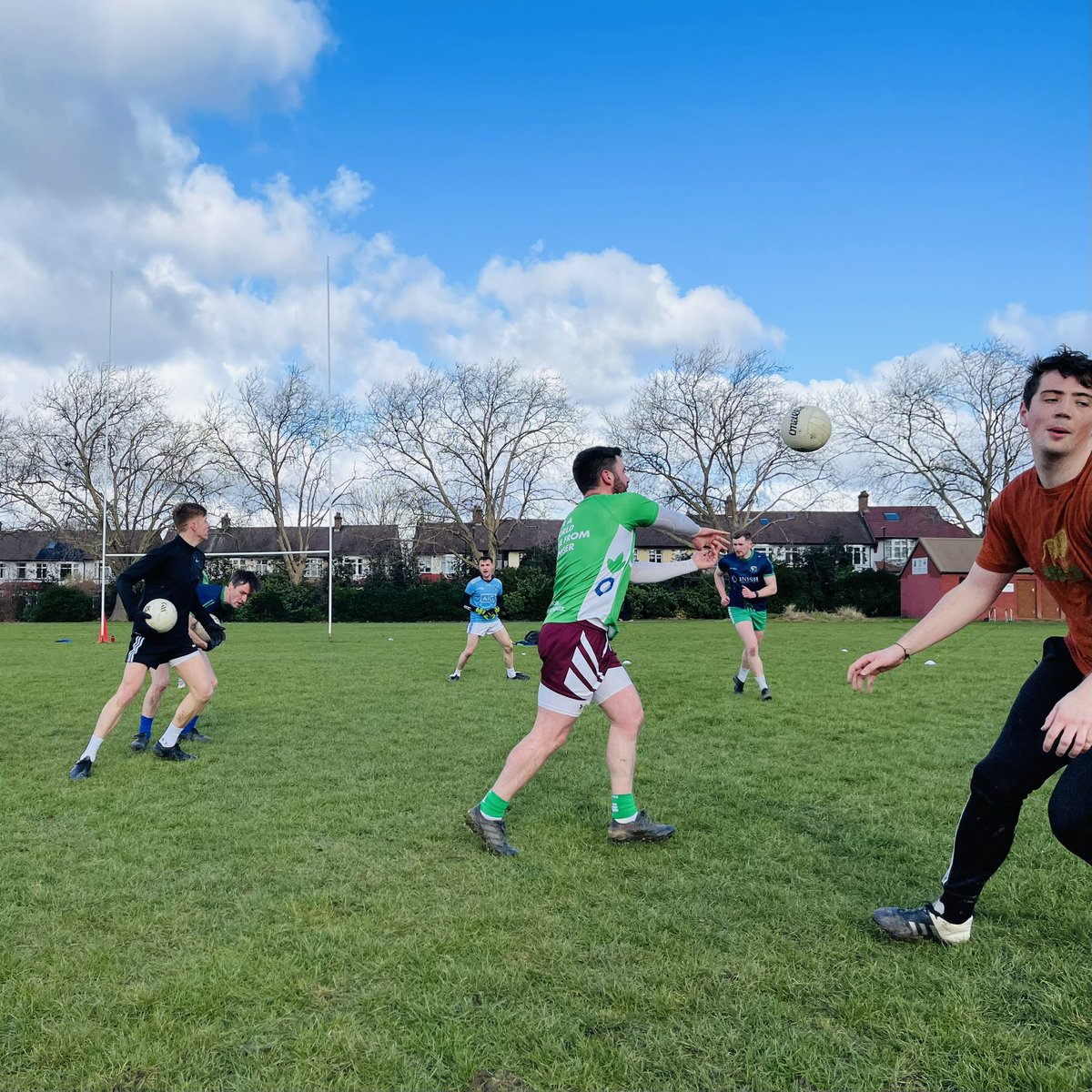 Good sharp session this morning. Drop us a DM if you’re in North London and fancy playing some ball. #GAA #IrishinLondon