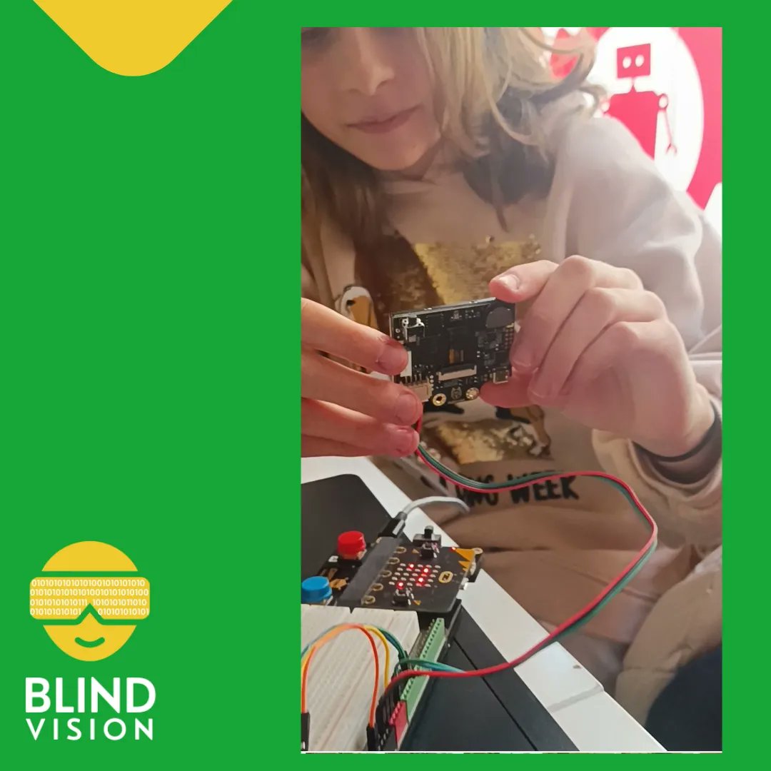 controlzteam_'s tweet image. Sábado de quedada #Technovation, progresando con nuestro proyecto 👍
.
#technovation2023 #visiónartificial @TechnovationMur @technovation @StemTalento @MMM_Academy