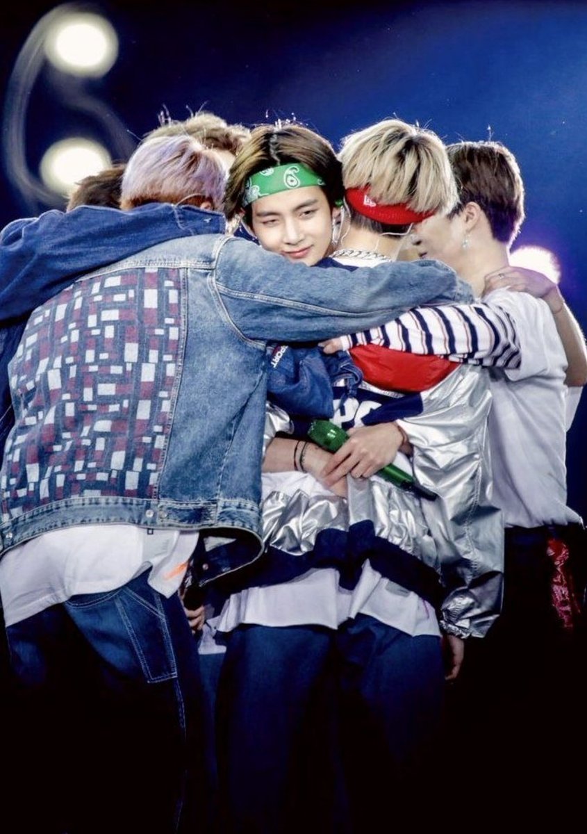 Hope942013's tweet photo. یادآوری💜
عزیزای دلم اگه هنوز  50 رای رو به ‌YTC ندادین بدین 
یادتون نره  BTS هفت نفرن پس خوشحالی همشون برای ما مهمه

I vote #YetToCome as #BestMusicVideo at the 2023 #iHeartAwards! https://t.co/hmYUsKXJUj