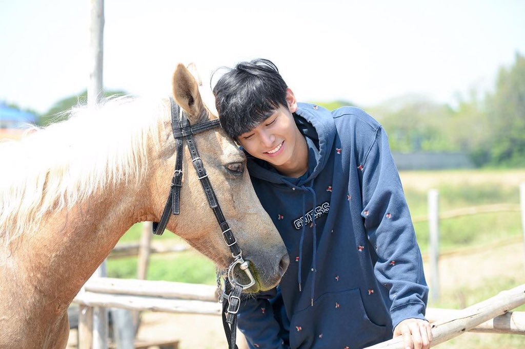 JahomeOfficial's tweet photo. [IG] ♡ Instagram post update

jjaajaaaa :  ขอบคุณนะซันชายที่ยอมให้ขี่3วัน☀️

#JaPhachara #จาพชร #TeddyJa https://t.co/rCStP4phv8