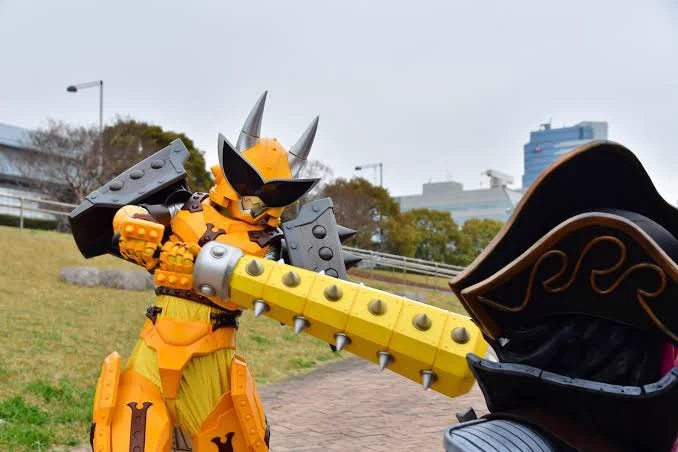 ドンブラザーズ超面白かったけど、オニシスターロボタロウが超ツボなのに出番少なかったの不満だな。DX版もミニプラも、オニタイジンの足になる前提で可動がほぼなかった(というか両足がくっついてた)のも悲しいのでどうにかなんないかしら 