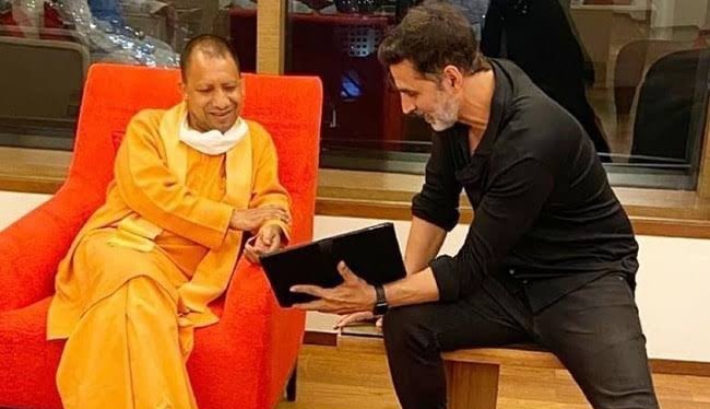 BollywoodLove55's tweet photo. kha Gye #AndhBhakt jo Apne Hero ki film hit nahi kra pa rhe hai 😝😝
Bas 3 cr ki awqat rah gye hai #AkchayKumar ki , Kha hai unke fan 😝😝😝😝 https://t.co/QQzovSftNn