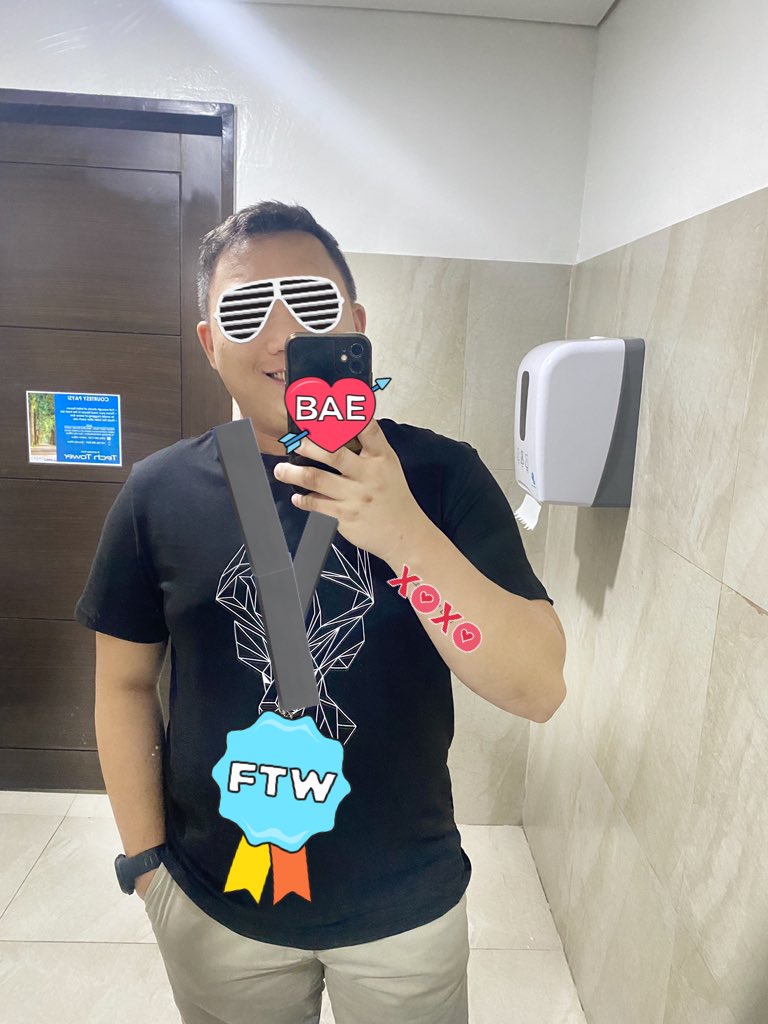 Hello graveyard. Charesss. Haha. Ang cr ng mga alter sa techtower. 🤣🤣