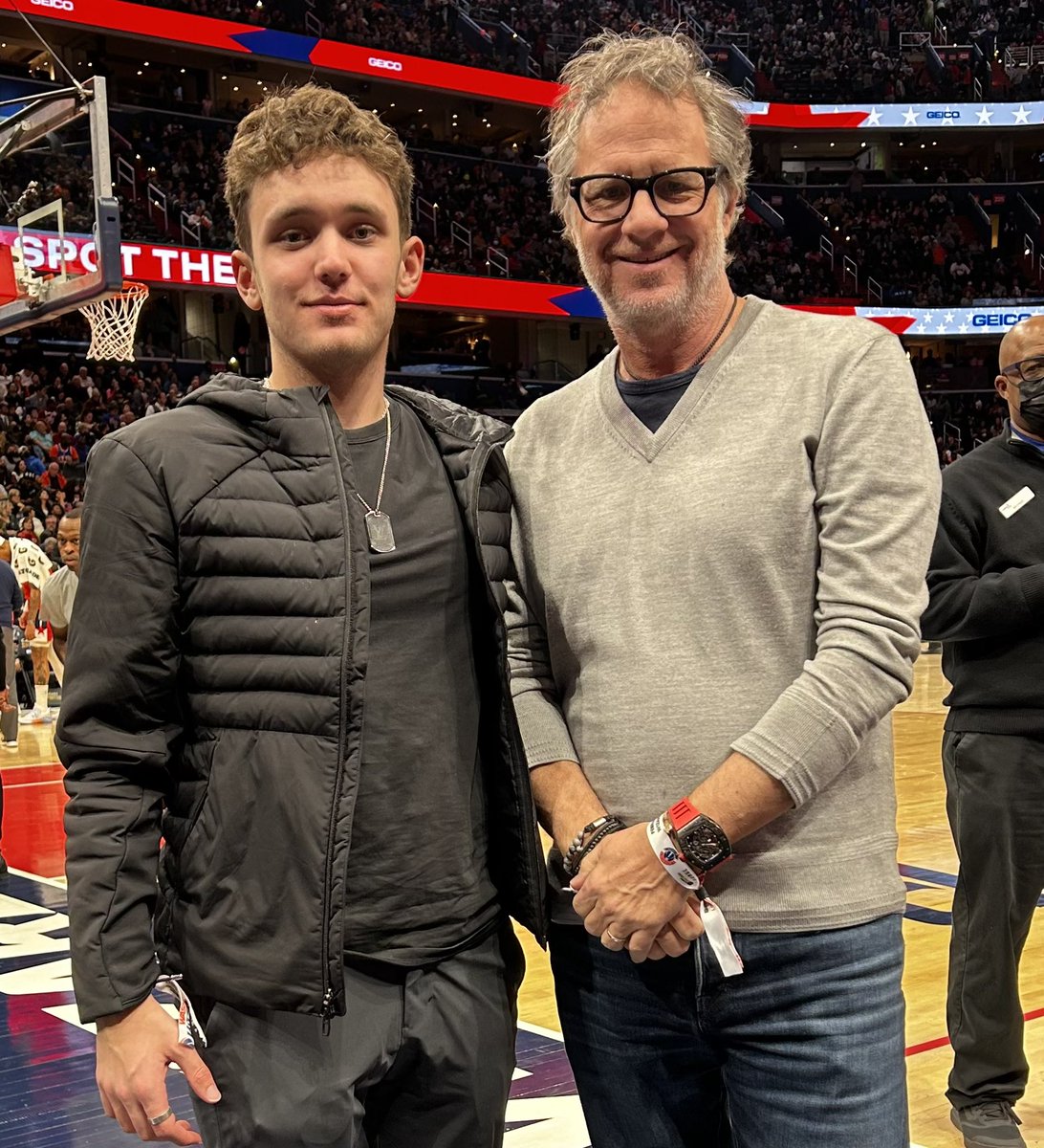 scott cullather tweet media