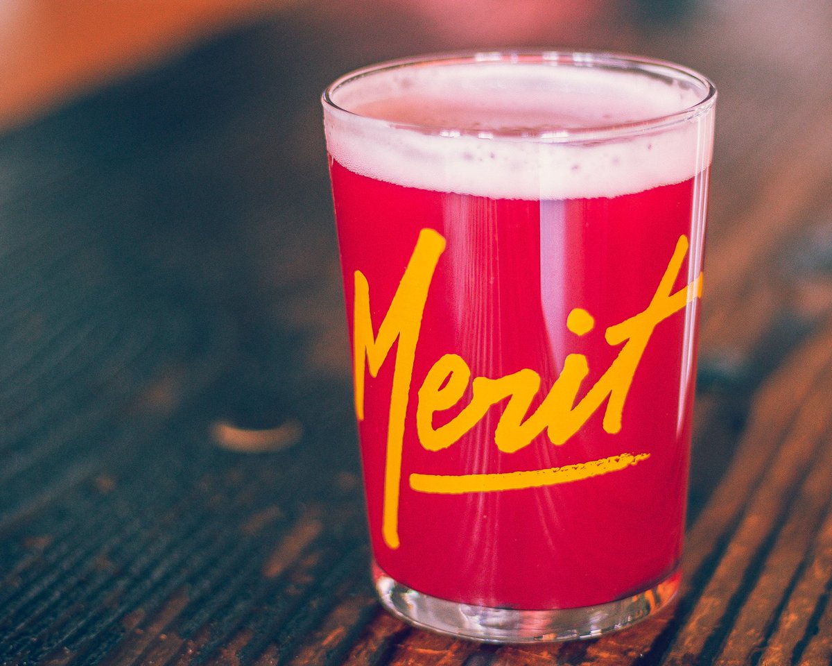 POURIN’ WAVES!⁣ WAVES Fruited Sour with Cherry, Banana, Lime is BACK and fresh on tap at the brewery NOW!⁣ Don’t miss the exploding juicy cherry, zesty bright lime and tasty banana and that signature WAVES vanilla cream smoothness! #MERITBrewing #HamOnt #WAVES #sour #beer