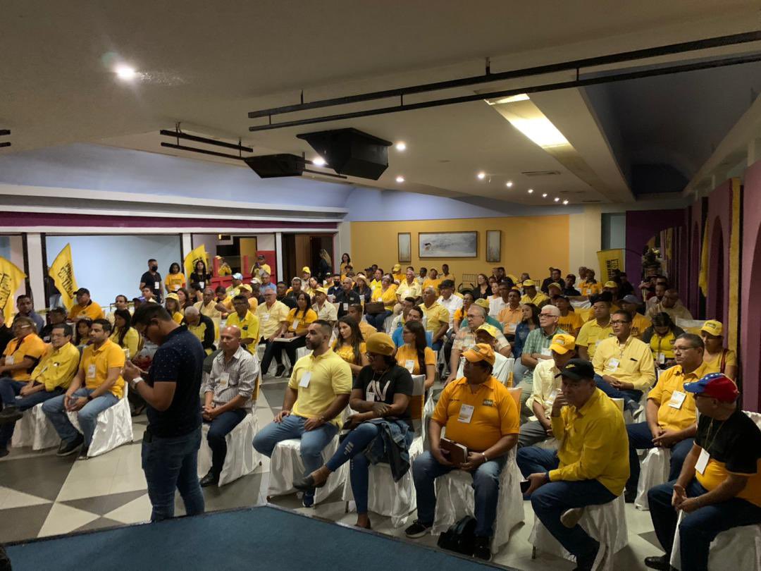 JulioBorges's tweet photo. Hoy @Pr1meroJusticia llevará a cabo una jornada histórica con la instalación de los comités políticos regionales, como primer paso para elegir al abanderado del partido para las primarias. https://t.co/pN81pIJp8l