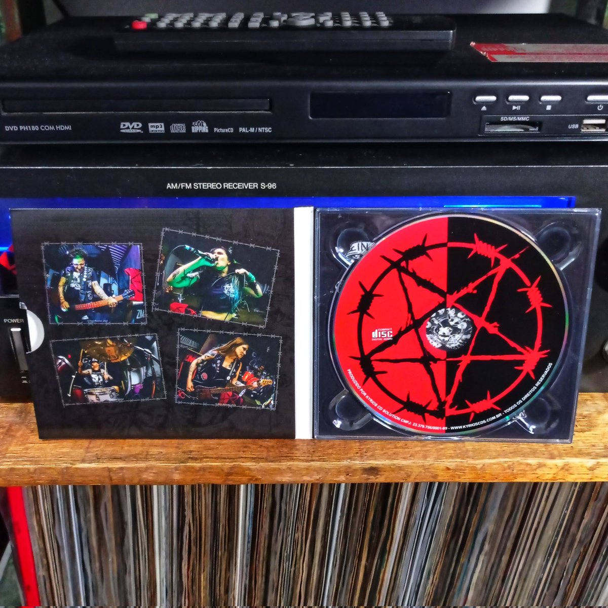RogerioRocker's tweet photo. Crush All Tyranny - Neomassacre #cd #vertigemdiscos #kyrioscdsolution #cdpost #cdcollector #cdcollection #discoécultura #discocollection #compactdisc #digitalaudio #gradiente #s96 #philco #ph180 #poeiramaldita https://t.co/y0b1vrHY64