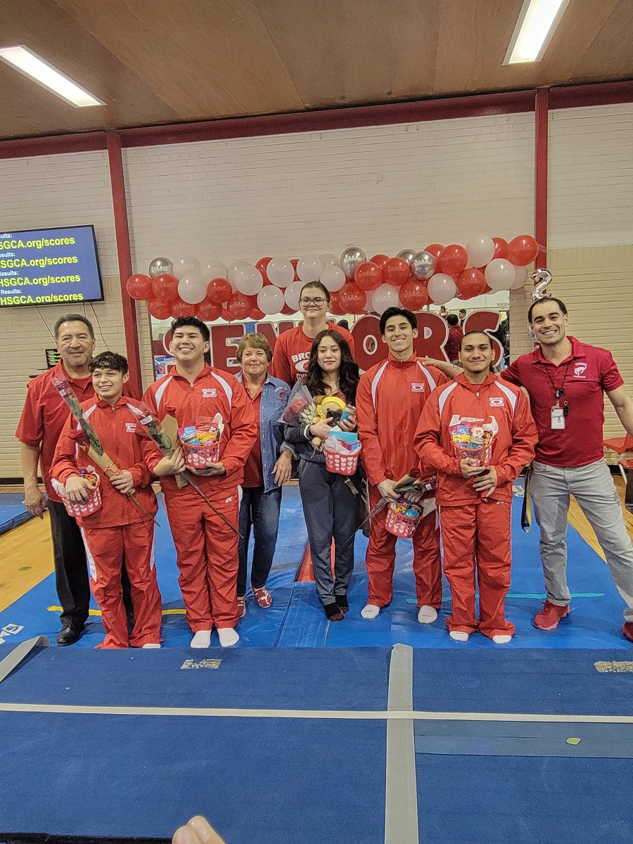 We proudly recognized our seniors last night at their last home meet of the season.   The amount of work and dedication these athletes and their coaches have put in this season has been extraordinary to watch!   #gobigred <a href="/ECISDAthletics/">EctorCountyISDAthletics</a> <a href="/BigRedBronchos/">Odessa High School</a> <a href="/Raq1957Tg/">Tony Gonzalez</a> <a href="/JfloCyr/">Jose Angel Flores</a>