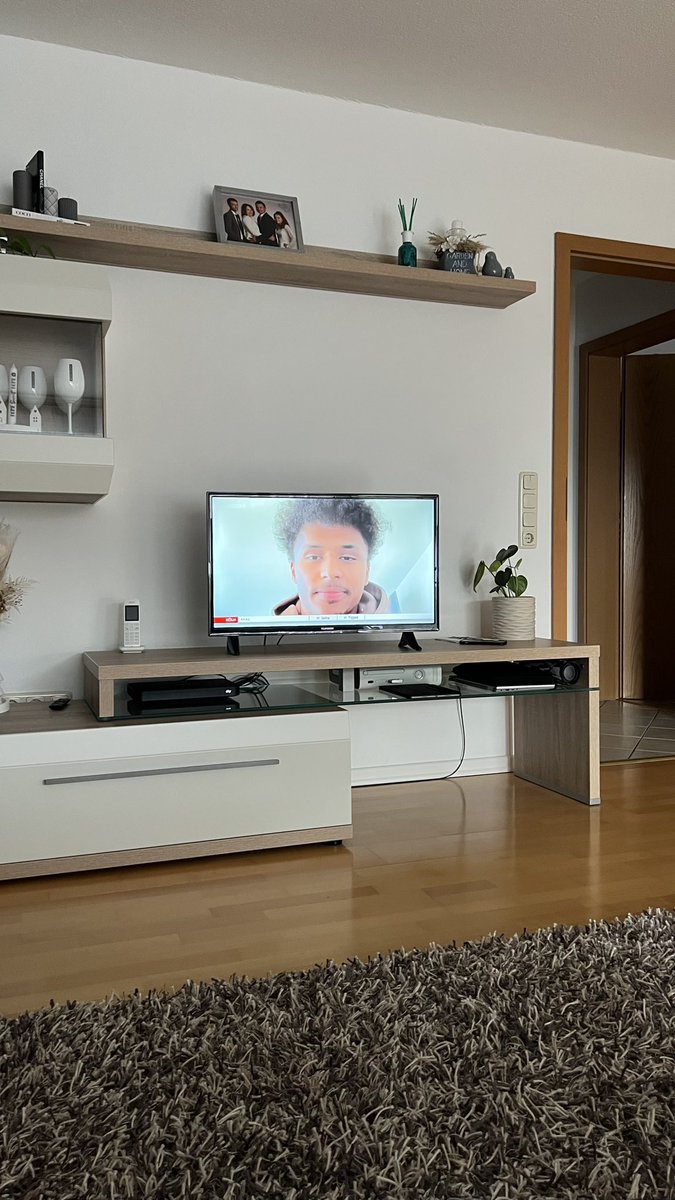 erikwolf1904's tweet photo. @karim_adeyemi Alles gut ? Haha https://t.co/5CZC4xN9g7